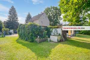 IMMOBERLIN.DE - Solides Mehrfamilienhaus in behaglicher Lage – Berlin – Vorschaubild 1