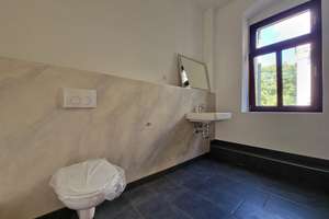 BEZUGSFREIE - 1-Zimmer-Eigentumswohnung mit Einbauküche in ruhiger Lage der Neustadt zu verkaufen! – Schönfelder Straße 21, 1099 Äußere Neustadt, Dresden – Vorschaubild 3