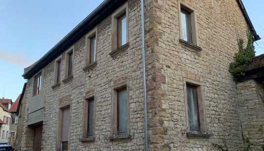 Bild von Geräumiges 7-Zimmer-Zweifamilienhaus mit Garten, Eppelsheim