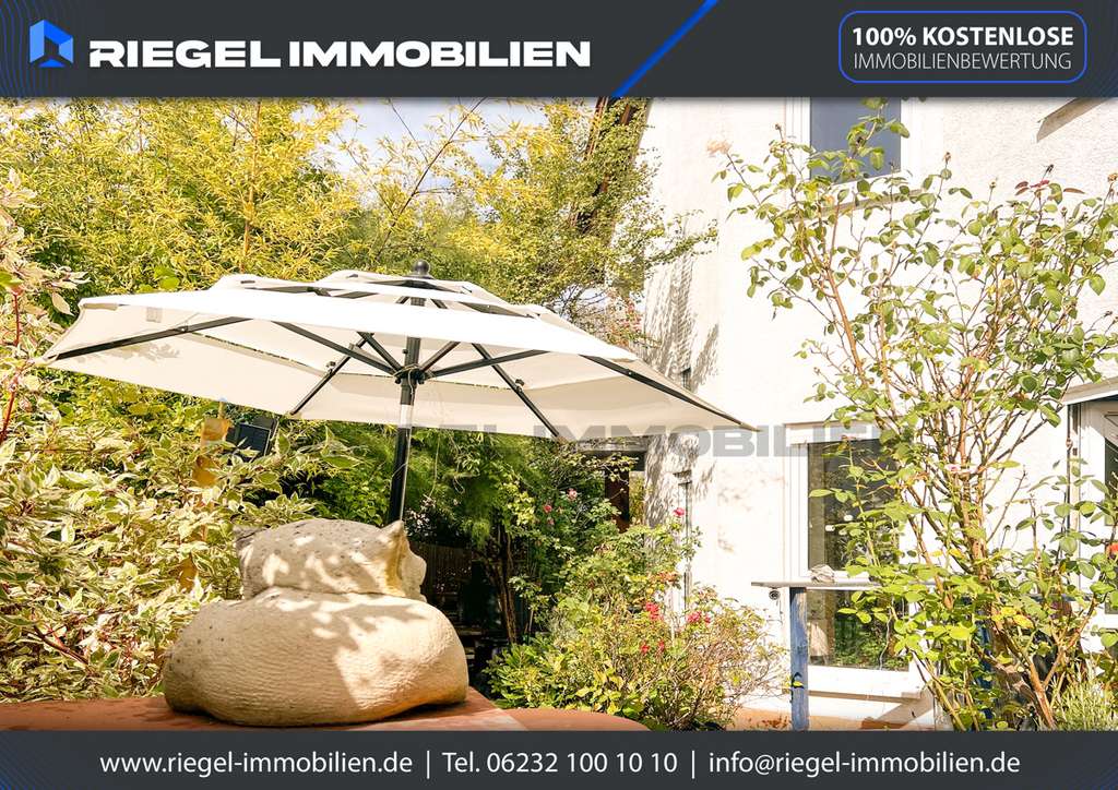 Sie hier? Wir auch! Tolle Lage, DHH auf einem ca. 201 m² großen Grundstück mit ca. 217 m² Wohnfläche