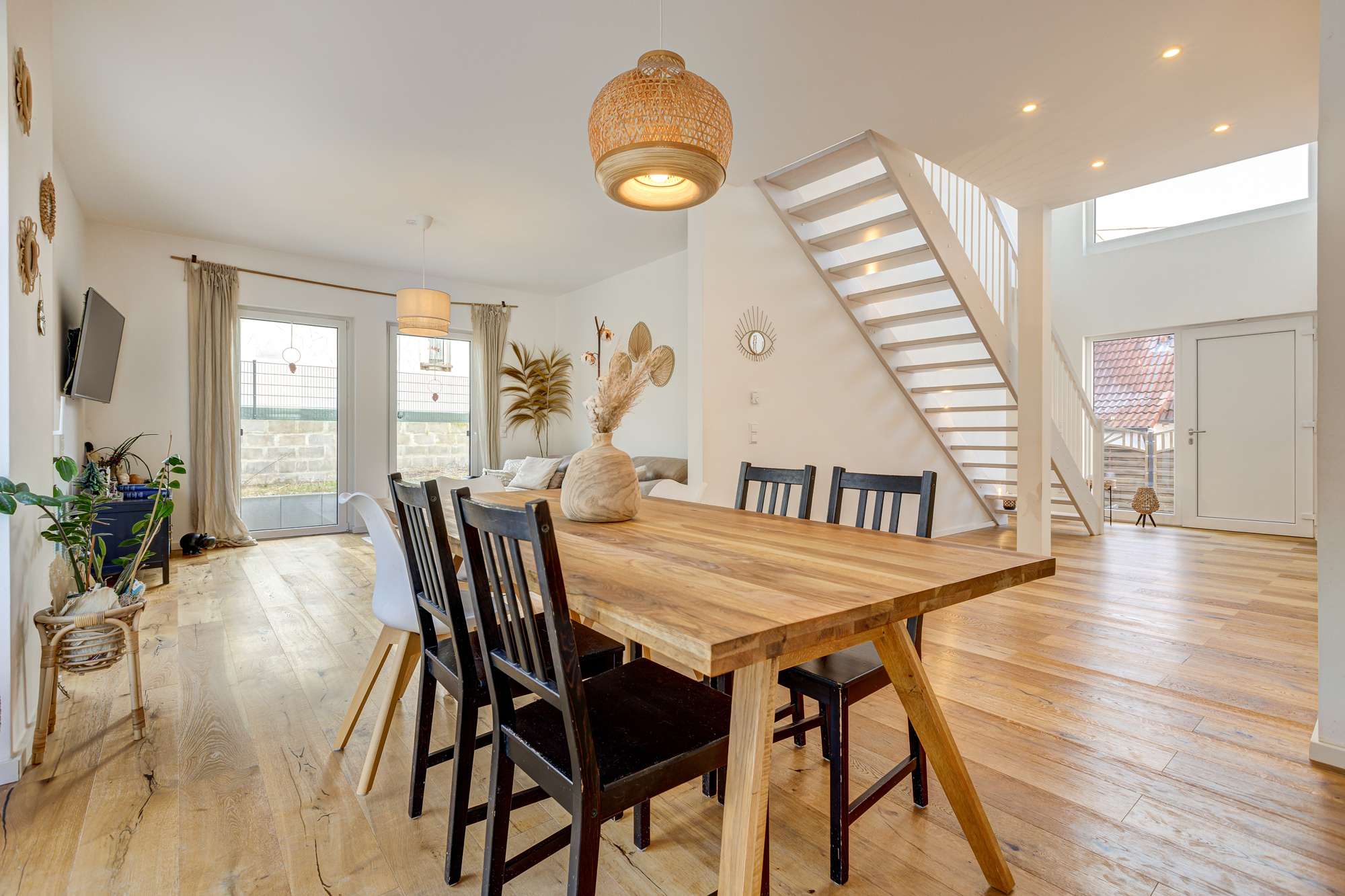 Immobilie in Bessenbach - Stilvolles Einfamilienhaus – gehobene Ausstattung, lichtdurchflutete Räume - Bild 4