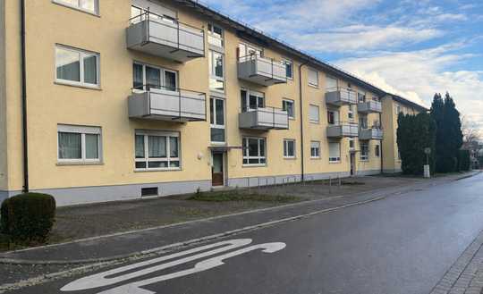 Charmante 3,5 Zimmer Hochparterre-Wohnung mit Balkon