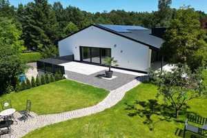 Exklusives Einfamilienhaus in bester Lage mit stilvollem Ambiente und großem Garten in Schirmitz – Neustadt a.d. Waldnaab (Kreis) – Vorschaubild 1