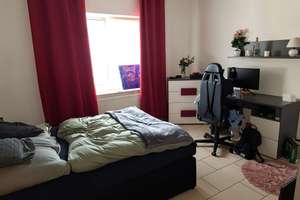 Gartenglück trifft Wohnkomfort und viel Platz: Bungalow mit ausgebauten Dachgeschoss in Drentwede – Die vollständige Adresse der Immobilie erhältst du vom Anbieter., 49406 Drentwede – Vorschaubild 9
