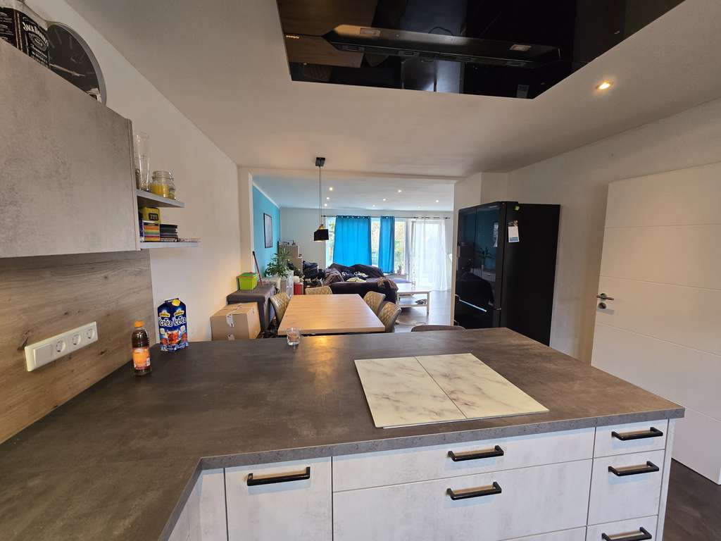 Immobilie in Ampfing - ... modernisierte DHH in Massivbauweise und Keller in sehr ruhiger Lage in Ampfing ... - Bild 1