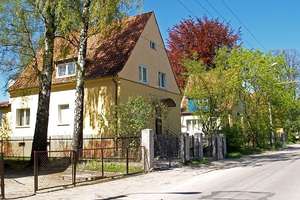 Boardinghouse (ehem. Wohnhaus mit Gaststätte)