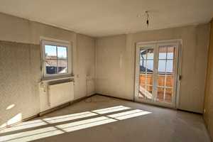 **RESERVIERT**Zum Renovieren: Ruhig gelegenes Ein- bis Zweifamilienhaus mit schönem Garten – Ferdinand-Aufschläger-Str. 44, 84359 Rottal-Inn (Kreis) – Vorschaubild 12