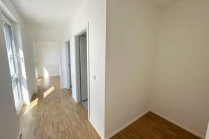 Modernes Leben auf 118 m²: Stilvolle 3-Zimmer-Wohnung mit Highlight-Dachterrasse und Aufzug – Biklenstraße 10, 70327 Untertürkheim (Ortsteil), Stuttgart – Vorschaubild 13