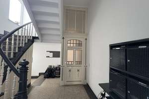 Stilvolle Altbauwohnung mit Charakter in zentraler Lage in Düsseldorf – Die vollständige Adresse der Immobilie erhältst du vom Anbieter., 40479 Pempelfort, Düsseldorf – Vorschaubild 3