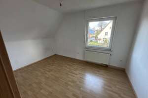 Attraktives 2-Familienhaus mit Traumgrundstück und Garage in Borgholzhausen-Westbarthausen – Die vollständige Adresse der Immobilie erhältst du vom Anbieter., 33829 Borgholzhausen – Vorschaubild 22