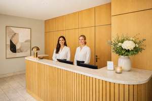 Exklusives Wohnen im Gerling Quartier – 4 Zimmer, Designermöblierung, Concierge- & Security-Service – Gereonshof 25, 50670 Altstadt/Nord, Köln – Vorschaubild 3