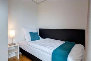 Möbliert: Top möblierte 4-Zimmer-Dachgeschosswohnung  – Die vollständige Adresse der Immobilie erhältst du vom Anbieter., 80937 Am Hart, München – Vorschaubild 6