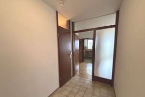 Gemütliche 2-Zimmer-Wohnung am Stadtpark in Zuffenhausen mit Balkon und TG-Stellplatz!  – Die vollständige Adresse der Immobilie erhältst du vom Anbieter., 70435 Zuffenhausen-Am Stadtpark, Stuttgart – Vorschaubild 2