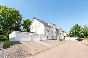 Pluwig: Moderne und energieeffiziente Eigentumswohnung mit Balkon, Garage & eigenem Gartenabschnitt – Die vollständige Adresse der Immobilie erhältst du vom Anbieter., 54316 Pluwig – Vorschaubild 2