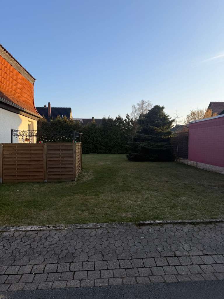 Immobilie in Peine - Dreifamilienhaus ruhig gelegen in Peine OT Stederdorf - Bild 2