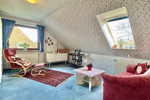 Exklusives Wohnen in Sackgassenlage: Gepflegtes Haus mit Galerie, Kamin und Garten in Heide-Ost – Die vollständige Adresse der Immobilie erhältst du vom Anbieter., 25746 Heide – Vorschaubild 24