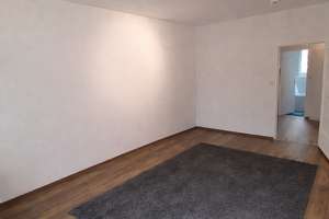 Lankwitz: Elegante 1,5-Zimmer-Wohnung mit Balkon  – Die vollständige Adresse der Immobilie erhältst du vom Anbieter., 12247 Lankwitz, Berlin – Vorschaubild 1