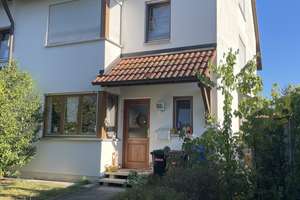 Wohnen mit Charakter: Endreihenhaus in Neumarkt