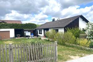 Einfamilienhaus am Ortsrand nähe Ascha – Die vollständige Adresse der Immobilie erhältst du vom Anbieter., 94347 Ascha – Vorschaubild 2