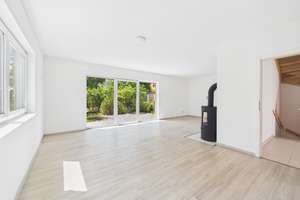 Direkt einziehen & wohlfühlen! Hochwertiges EFH mit Garten und exklusiver Ausstattung in Wiesbaden! – Die vollständige Adresse der Immobilie erhältst du vom Anbieter., 65187 Biebrich, Wiesbaden – Vorschaubild 47