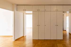 Ideal für Investoren wie Selbstnutzer: top geschnittene Fünf-Zimmer-Balkonwohnung – Die vollständige Adresse der Immobilie erhältst du vom Anbieter., 85609 Aschheim – Vorschaubild 3