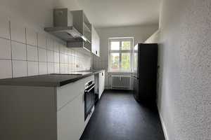 Ruhige 2-Zi-Wohnung mit neuer Einbauküche – Lindhorstweg 38, 12487 Berlin – Vorschaubild 3