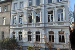 Wunderschöne Altbauwohnung mit großem Balkon in Braunschweig (östliches Ringgebiet)