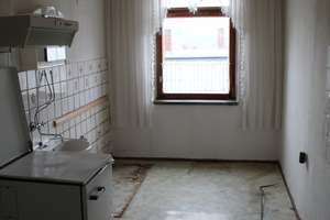 IMMOBILIE MIT POTENTIAL - 2-3-FAMILIEN-RH IN ELSTERBERG - PROV.-FREI – Die vollständige Adresse der Immobilie erhältst du vom Anbieter., 7985 Elsterberg – Vorschaubild 6