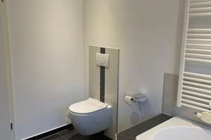 Schicke Dachgeschoss Wohnung in verkehrsberuhigter Lage – Ophoffstraße 9, 45309 Schonnebeck, Essen – Vorschaubild 10