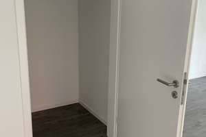 Ebenerdige Terrassenwohnung mit Vollbad, Kellerraum und PKW-Stellplatz – Die vollständige Adresse der Immobilie erhältst du vom Anbieter., 26133 Kreyenbrück, Oldenburg (Oldenburg) – Vorschaubild 4