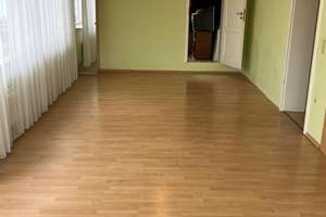 Viel Platz für den Alltag in dieser 4-Zimmer-Wohnung in Ulm – Öschwende 34, 89081 Lehr, Ulm – Vorschaubild 4
