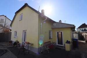 Grundstück mit Altbestand & genehmigtem Vorbescheid für 2 moderne Doppelhaushälften mit Garage – Die vollständige Adresse der Immobilie erhältst du vom Anbieter., 84032 Wolfgang, Landshut – Vorschaubild 1