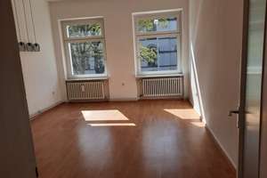 Lebendiges Miteinander in Braunschweig: 2,5-Zimmer-Wohnung WG geeignetin der Nordstadt