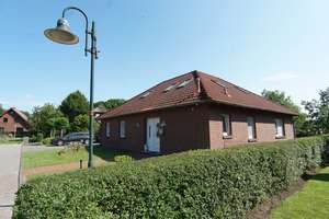 Moderner Bungalow mit viel Platz am Tief in Dornum - zeitnah verfügbar – Die vollständige Adresse der Immobilie erhältst du vom Anbieter., 26553 Dornum – Vorschaubild 2