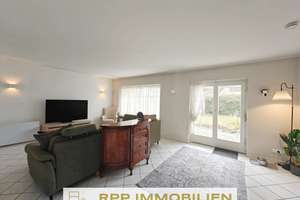 Befristet auf 1 Jahr: Großzügiges Einfamilienhaus mit sonnigem Südwest-Garten in München-Trudering – Die vollständige Adresse der Immobilie erhältst du vom Anbieter., 81827 Waldtrudering, München – Vorschaubild 5