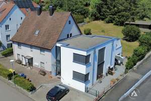 Moderne 4-Zimmer-Wohnung mit Terrasse und Gartenanteil in Engen - kurzfristig bezugsfrei – Die vollständige Adresse der Immobilie erhältst du vom Anbieter., 78234 Engen – Vorschaubild 3
