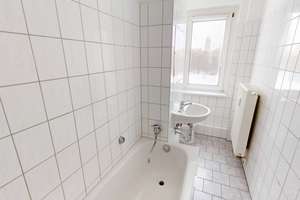 Platz und Helligkeit: Große 3-Zimmer-Wohnung mit Wannenbad – Nordstr. 14a, 6886 Lutherstadt Wittenberg – Vorschaubild 10