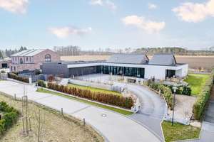 Traumhaft großzügiges Unikat in Bienenbüttel-Steddorf! – Die vollständige Adresse der Immobilie erhältst du vom Anbieter., 29553 Bienenbüttel – Vorschaubild 1