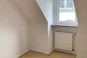 helle Dachgeschosswohnung mit Südbalkon und Blick ins Grüne an ruhigen Mieter mittleren Alters – Die vollständige Adresse der Immobilie erhältst du vom Anbieter., 52066 Burtscheider Abtei, Aachen – Vorschaubild 25