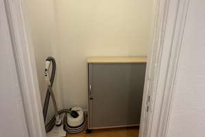 Möbliert und sofort bezugsfertig, 156 m² Altbau mit Balkon nahe Uni Hamburg – Bundesstrasse 6, 20146 Rotherbaum, Hamburg – Vorschaubild 15