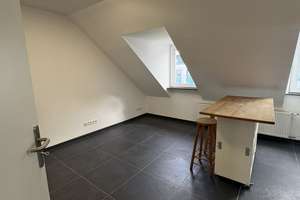 3-Zimmer-Wohnung Dachgeschoss in Düsseldorf-Ludenberg – Ludenbergerstrasse 45, 40629 Ludenberg, Düsseldorf – Vorschaubild 2