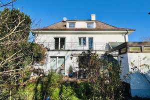 Stadtvilla in Brackenheim mit parkähnlichem Grundstück – Schloßstraße 7, 74336 Brackenheim – Vorschaubild 3