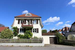 Stilvolles Einfamilienhaus in bester Lage mit Bergsicht – Die vollständige Adresse der Immobilie erhältst du vom Anbieter., 88239 Wangen im Allgäu – Vorschaubild 1