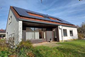 Haus mit großem Garten und Photovoltaik mit zwei Garagen – Lauf a.d. Pegnitz/Günthersbühl – Die vollständige Adresse der Immobilie erhältst du vom Anbieter., 91207 Lauf an der Pegnitz – Vorschaubild 20