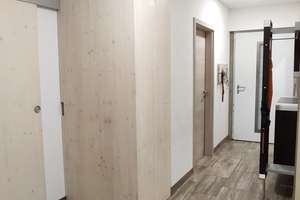 Kernsanierte 3-Zimmer-Wohnung mit zwei Balkonen und malerischem Taunusblick. – Die vollständige Adresse der Immobilie erhältst du vom Anbieter., 65835 Liederbach am Taunus – Vorschaubild 2