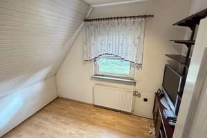 Ankommen, wohlfühlen, zuhause sein - renovieren und modernisieren – gepflegtes Einfamilienhaus mit b – 26316 Varel – Vorschaubild 18