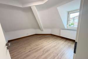 Renovierte 4 Zimmer Wohnung 85 m2 Grundfläche Würzburg Sanderau – Die vollständige Adresse der Immobilie erhältst du vom Anbieter., 97072 Sanderau, Würzburg – Vorschaubild 4