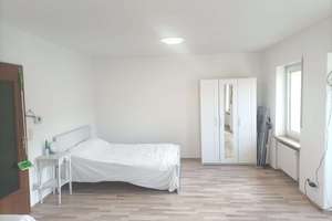 Bonn-Lengsdorf, 2 Zimmerwohnung mit Balkon im Dreiparteienhaus – Die vollständige Adresse der Immobilie erhältst du vom Anbieter., 53127 Lengsdorf, Bonn – Vorschaubild 3