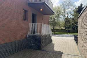 Gut aufgeteiltes Zweifamilienhaus mit großer Doppelgarage und großem Grundstück – Burgweg 34, 51371 Rheindorf, Leverkusen – Vorschaubild 3