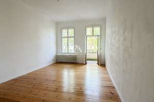RUHIGE 2-ZIMMERWOHNUNG MIT BALKON | PROVISIONSFREI